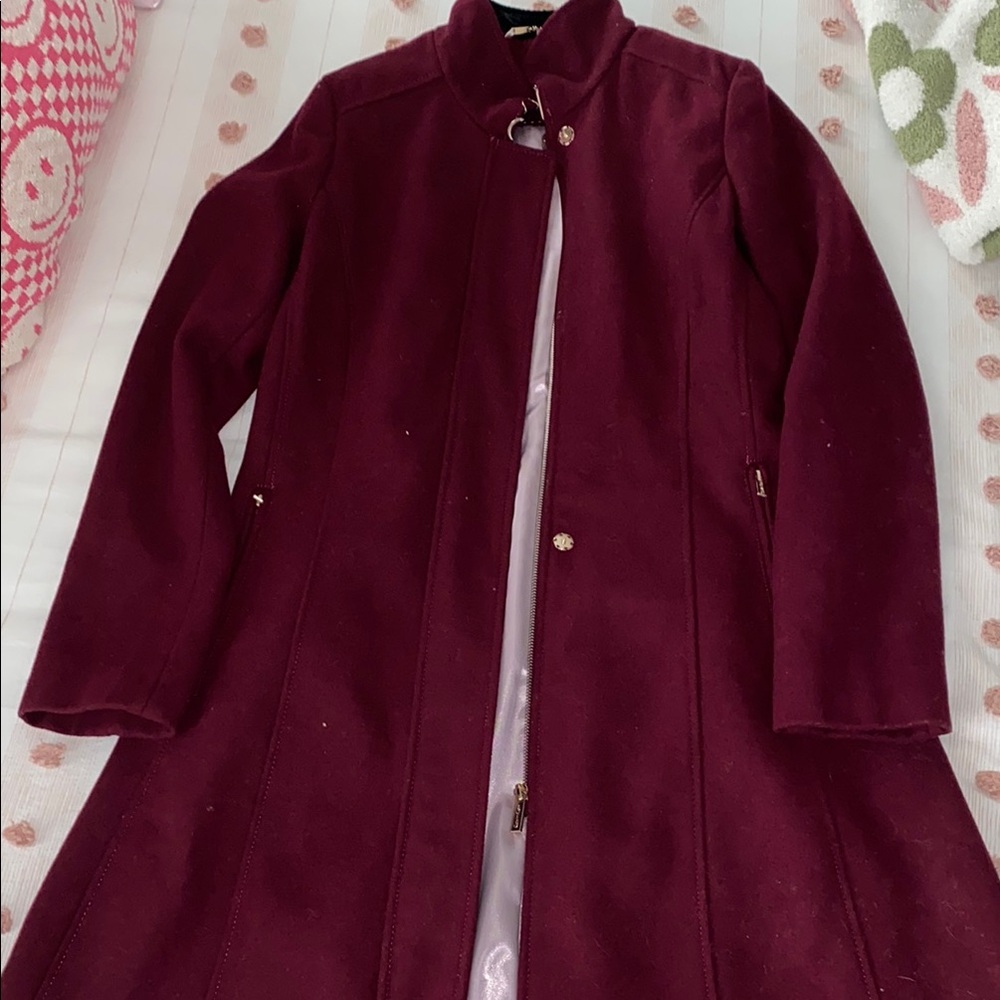 Elegant Women's Burgundy Coat